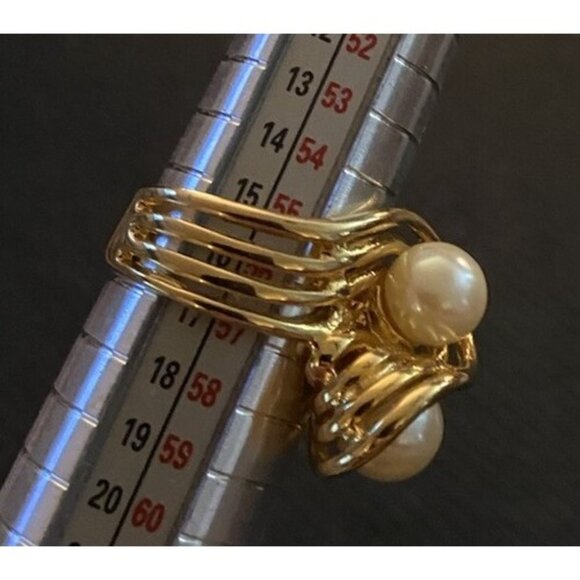 18k Gold Electroplated Stamped Ring with 2 Glass Faux Pearls Size 8 Classic - Picture 5 of 10
